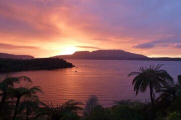 Sonnenuntergang Pounamu Lodge