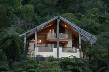 Pounamu Lodge